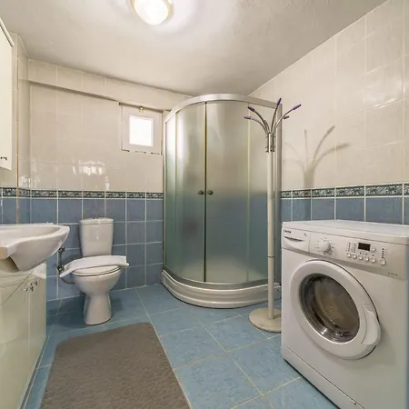 Spacious Duplex Near Sapanca Lake With Calming View Apartment